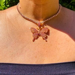 BUTTERFLY NECKLACE 🦋